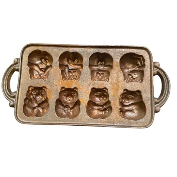 John Wright Cast Iron Teddy Bear Mold Pan Vintage USA Made - Picture 1 of 7